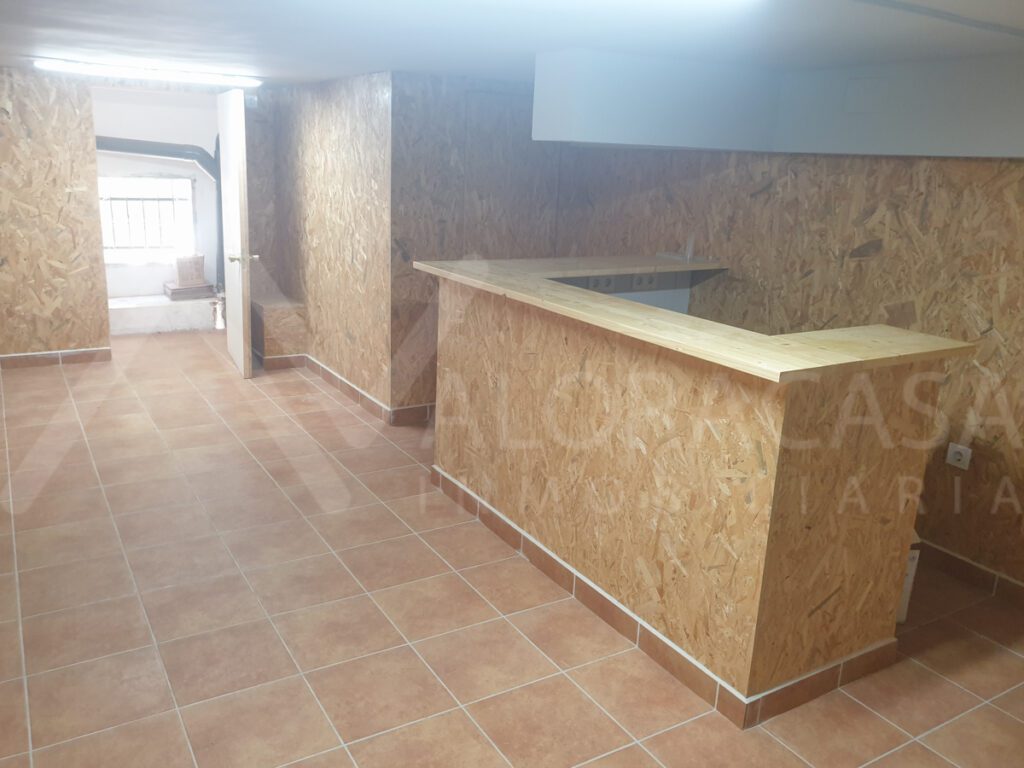 Local en alquiler en La Princesa 6