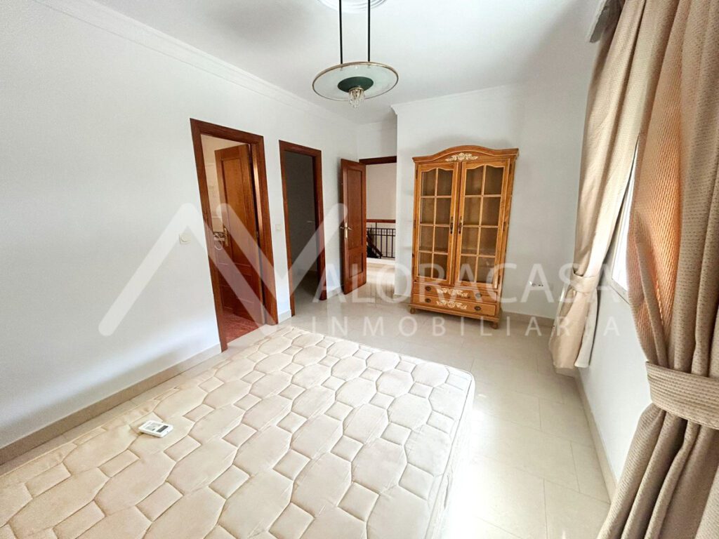 Casa en alquiler en cartama 17