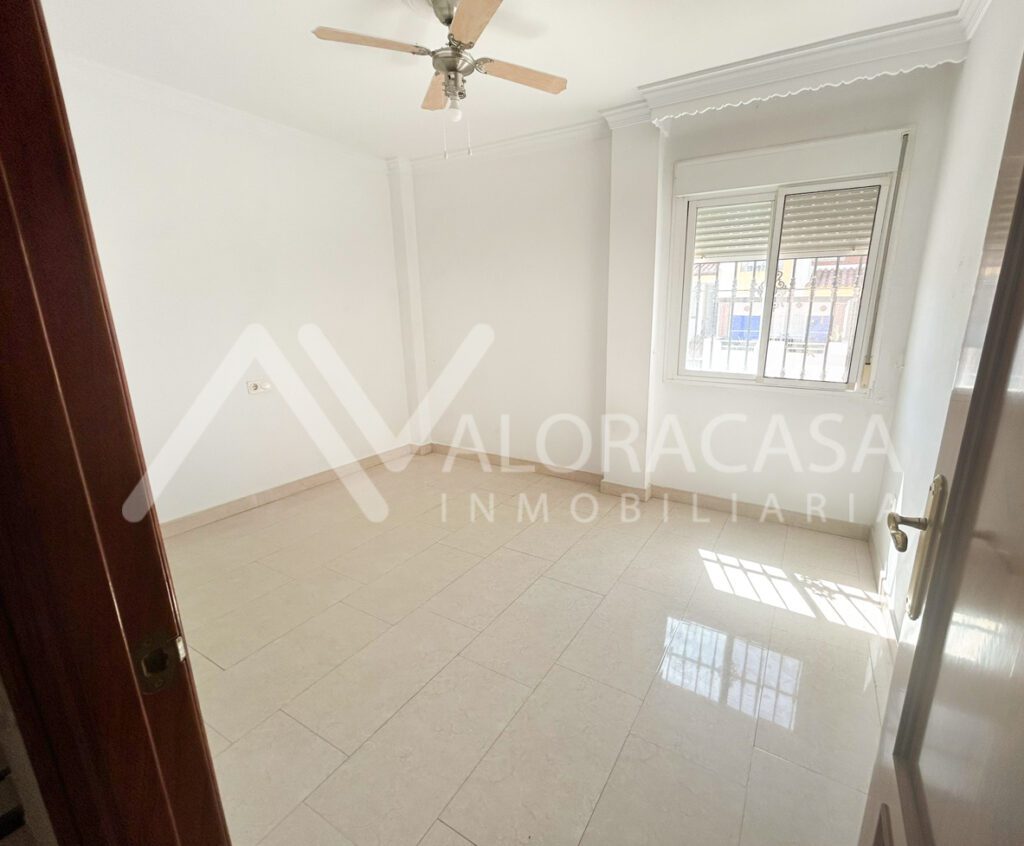 Casa en alquiler en cartama 4