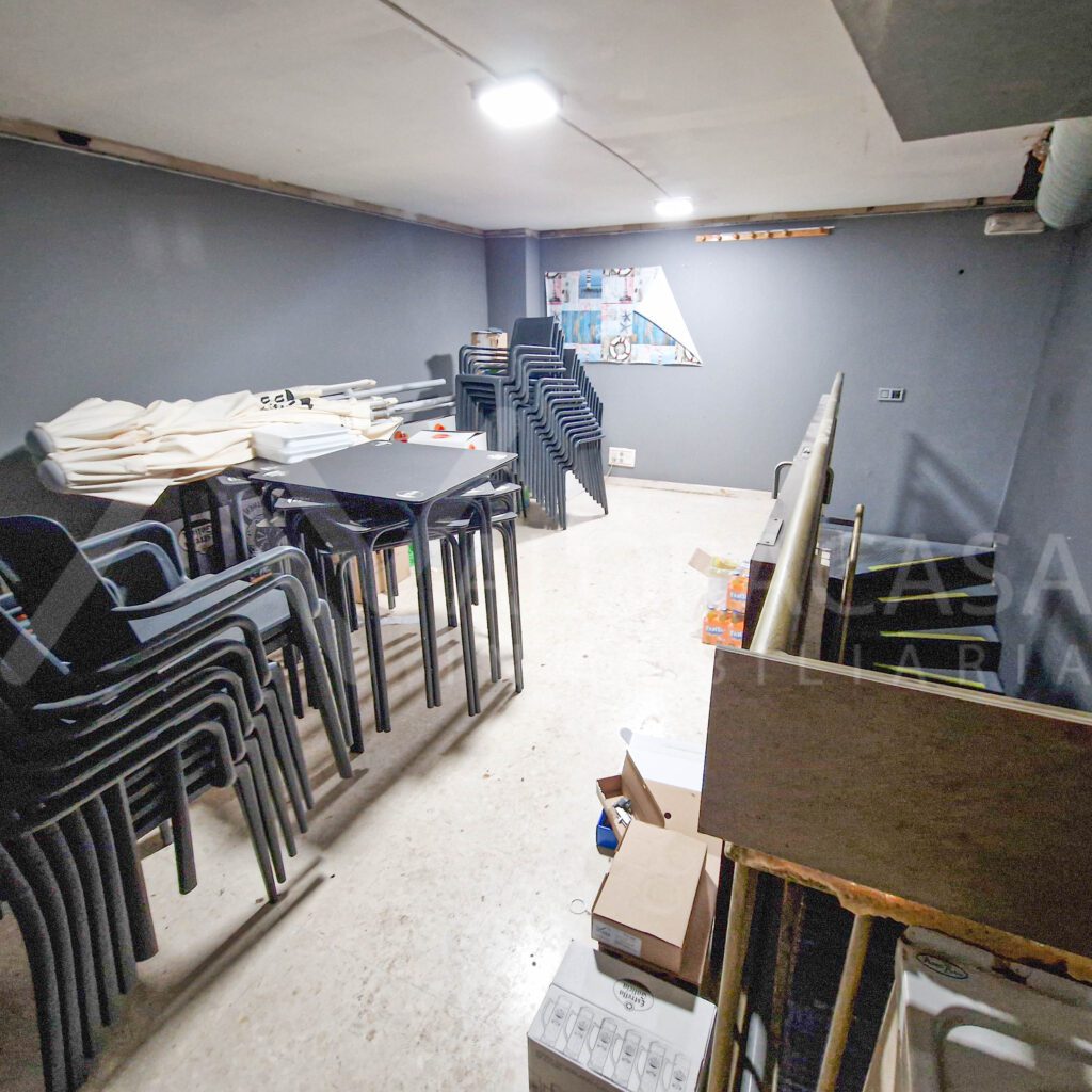 Bar en traspaso en Avda Carlos de Haya 28