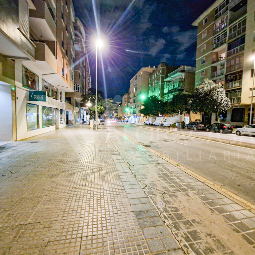 Bar en traspaso en Avda Carlos de Haya 7