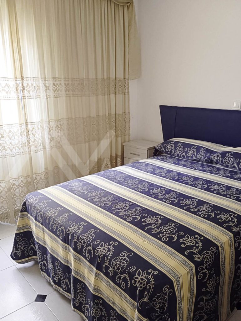 Alquiler de habitacion en Huelin 32