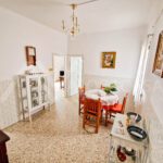 Casa en venta en Carranque de 4 habitaciones 1 bano y 1 aseo 42