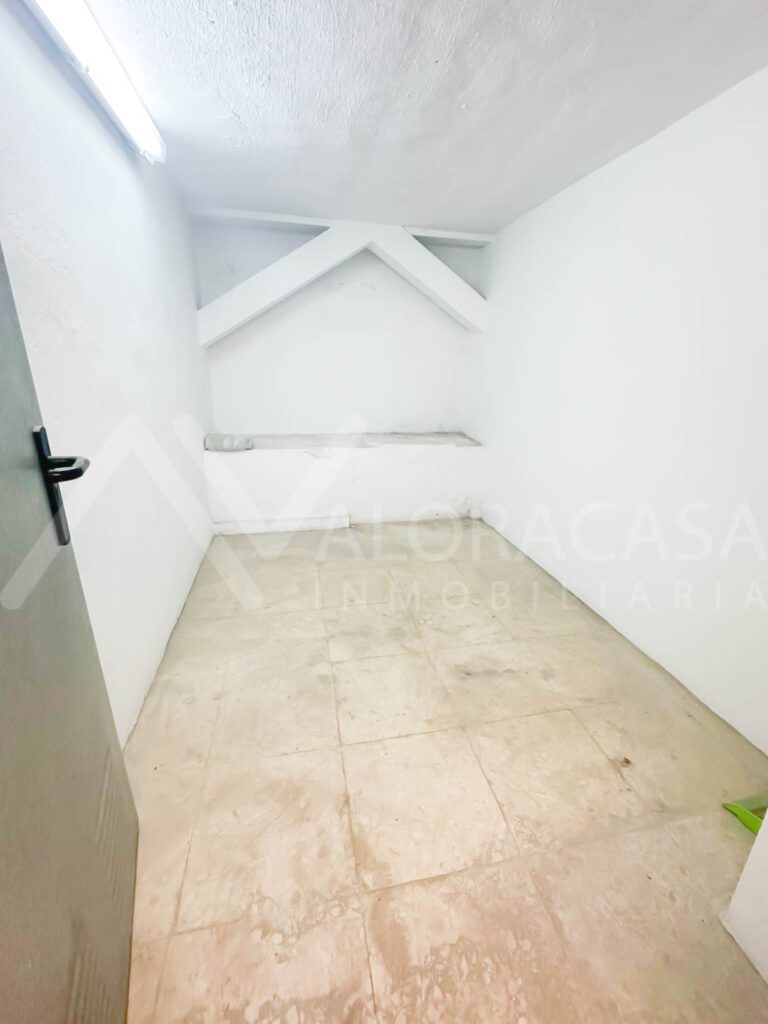 Trastero en venta en Calle Caramba Huelin