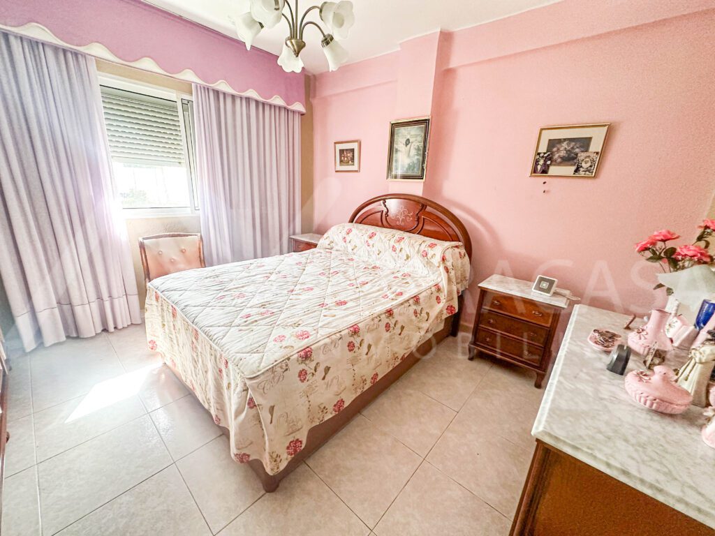 Piso en venta en Carretera Cadiz 3 habitaciones 1 bano salo y cocina 3