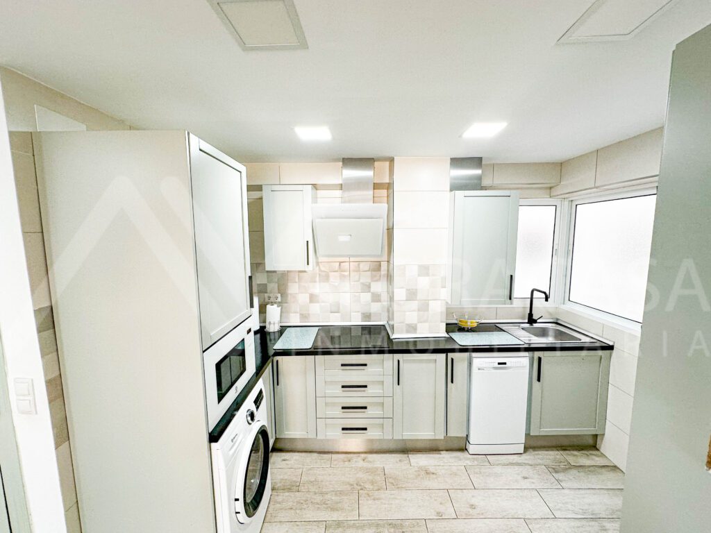 Piso en venta en Huelin 19