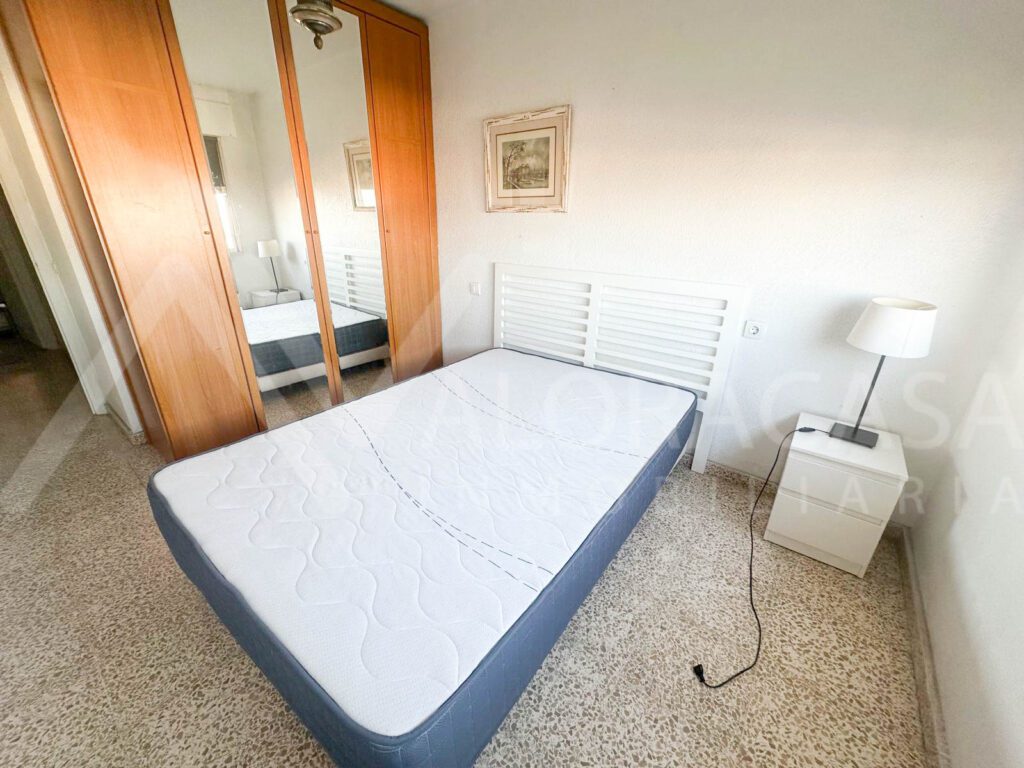 Piso en alquiler en Huelin de 2 habitaciones 1 bano salon cocina y terraza 2