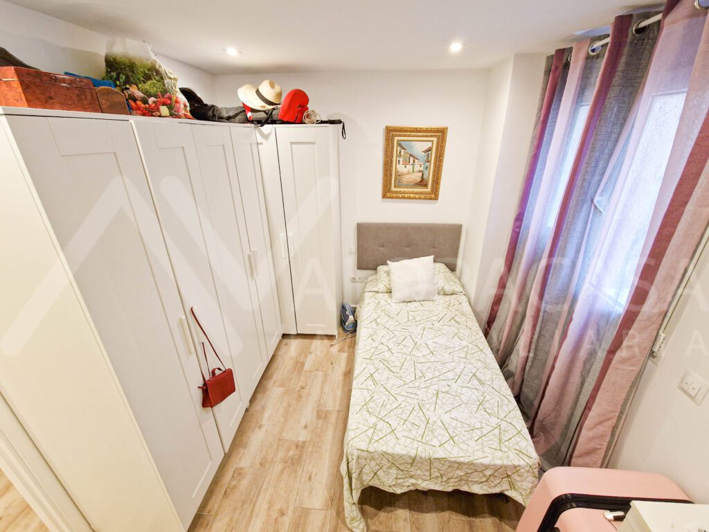 Piso en venta en Marmoles de 2 habitaciones 2 banos salon y cocina 13