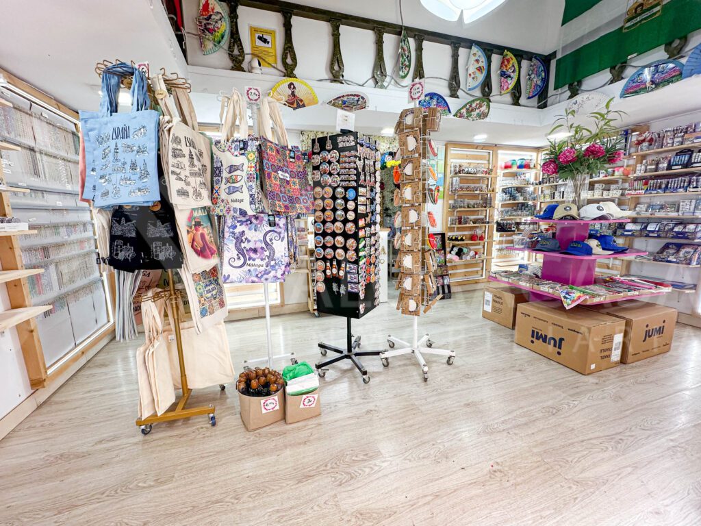 Local comercial en traspaso en Malaga Centro 19