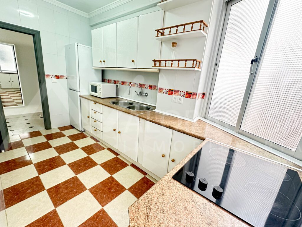 Piso en alquiler en Huelin 3