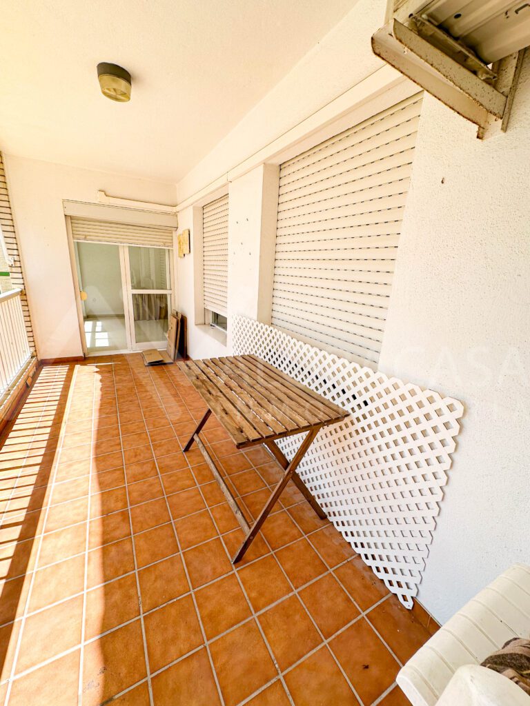 Piso en venta en Huelin 1a linea de playa con terraza y garaje 18