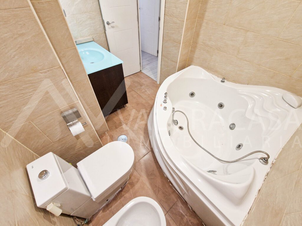 Piso en venta en Bailen Miraflores 23
