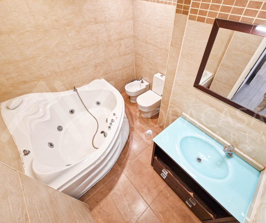 Piso en venta en Bailen Miraflores 26